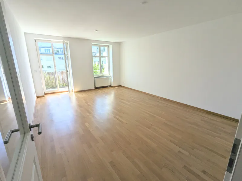 Ruhige 120 m² Familienwohnung nahe Regierungsviertel – Balkon mit Blick bis Reichstagskuppel — photo 1
